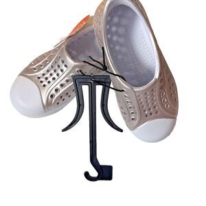 Wonder Nation Girls Gold Shoes Size 9/10 All Rubber Water Friendly Sneakers New